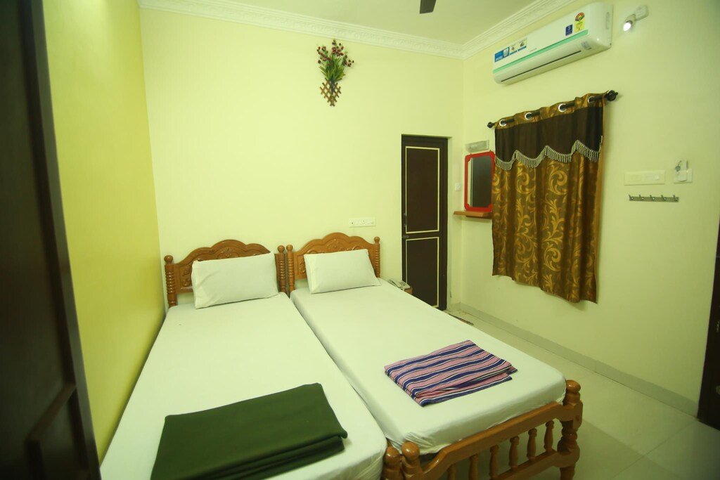 Family Room (A/C)
